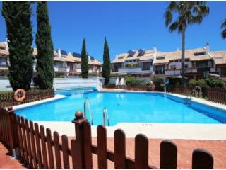 Townhouse for sale in Valdeolletas..