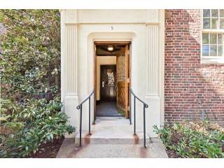 2 bedroom Co-op For Sale: Bronxville..