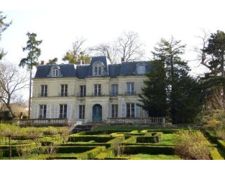 9 bedroom Castle For Sale: 02400..