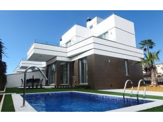 3 Bedrooms - Villa - Alicante - For Sale