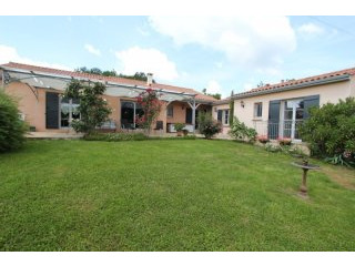 Luxury Villa and Gite with Swimming Pool