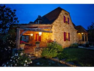 Substantial Family Home With 2.5ha And..