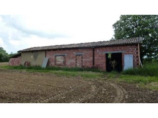 Vast Huge Barn to Renovate