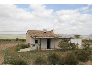 Farm house to renovate (Ref. PV2563)