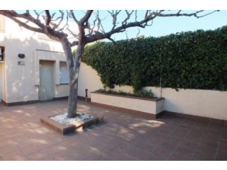 ROSES SANTA MARGARIDA: Nice house with..