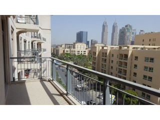 An Enviable Location for Relaxing, 1..