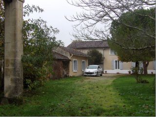 4 Bedrooms - Stone House -..