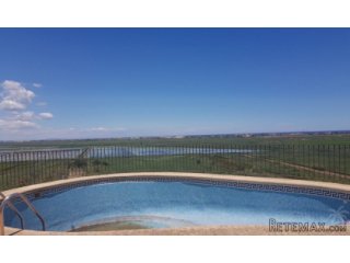 Villa built in 1990 on a 1000m2 plot in Monte Pego with..
