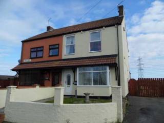 3 bedroom, Semi-detached House house..