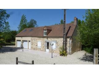 Country House set in over 1.6 hectares..