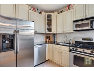 3 bedroom Apartment For Sale: 34 -40..
