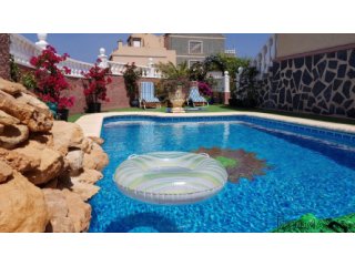 Espectacular duplex en esquina con piscina privada en..