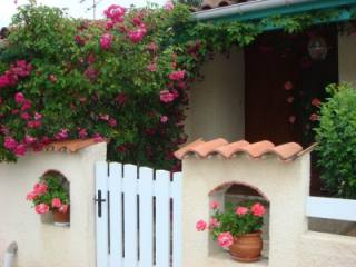 Delightful 4 bedroom house with large..