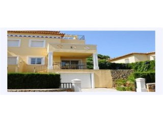 3 Bedrooms - Villa - Alicante - For Sale