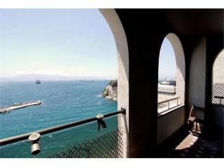 2 bedroom Apartment For Sale: Rosia..