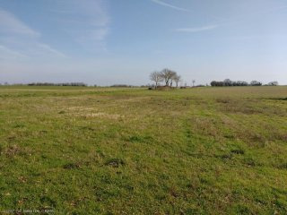 A Level Building Plot On 1679m2 In A..
