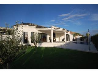 3 bedroom Villa For Sale: Villa Fenix..
