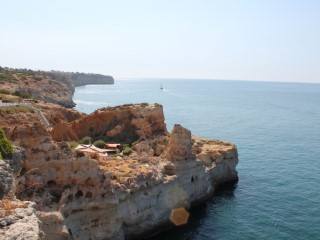 2 bedrooms- Apartment- Carvoeiro-..