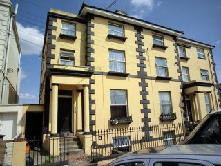 - Kent - For Sale
