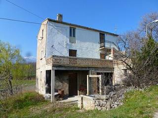Large detached property in a panoramic..