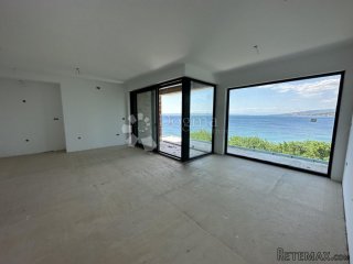 Penthouse 1.RED DO MORA