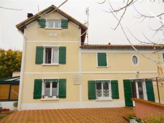 6 Bedrooms - House - Poitou-Charentes.