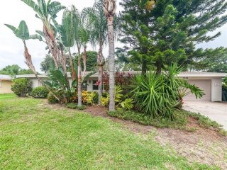 2 bedroom House For Sale: 2528 Croton..