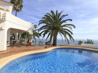 3 Bedrooms - Villa - Alicante - For Sale