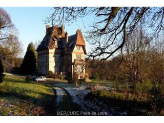 12 bedroom Manor House For Sale: 61140..