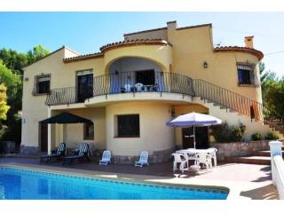 5 Bedrooms - Villa - Alicante - For Sale