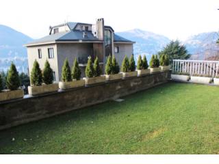 2 bedroom Apartment For Sale: Via..