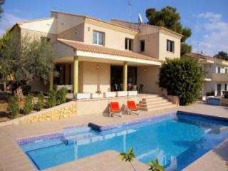 6 Bedrooms - Villa - Alicante - For Sale