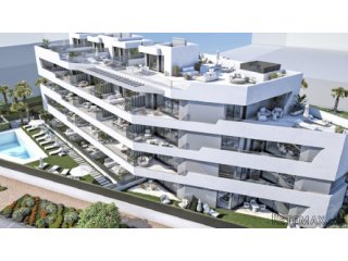 New project with a total of 23 apartments directly on the..