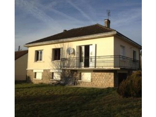 Traditional House with Garden