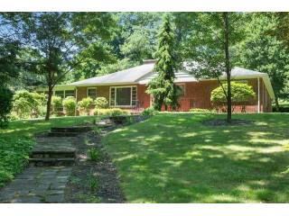 3 bedroom Residence For Sale: Newburgh..