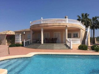 Stunning 3 Bedroom Detached Villa For..