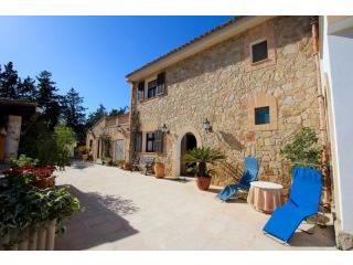Beautiful country house in quiet area..