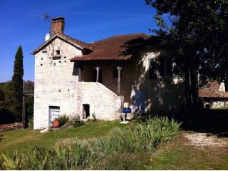 Gite Complex With Excellent Rental..