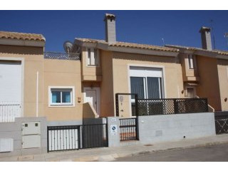 Townhouse for sale in Los Belones