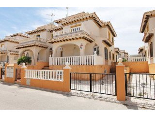 Townhouse In Lomas De Cabo Roig..