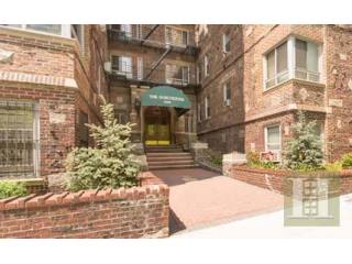 2 bedroom Apartment For Sale: 4445 POST..