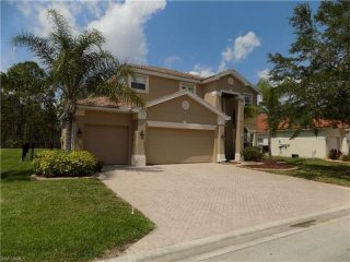 4 bedroom Residence For Sale: Fort..