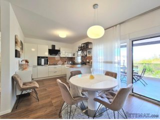 CRIKVENICA ,PENTHOUSE 3S+DB,VELIKA GARAŽA