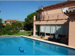 Villa for sale in Marbella Centro..