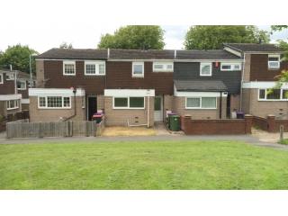A Newly Refurbished Three Bedroom Mid..