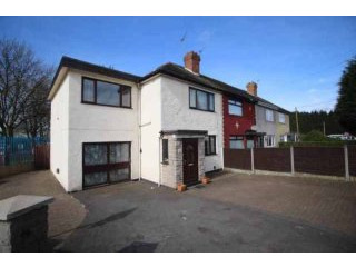 4 bedroom, End Of Terrace House house..