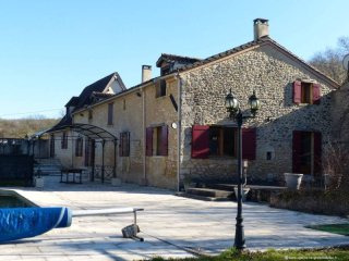 Ref 21/985 : Propriete En Pleine Nature
