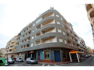 2 bedroom, 1 bathroom Apartment, (build..