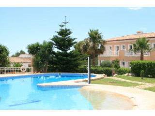 2 Bedrooms - Villa - Alicante - For Sale