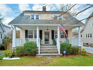 3 bedroom House For Sale: 47 Riverside..